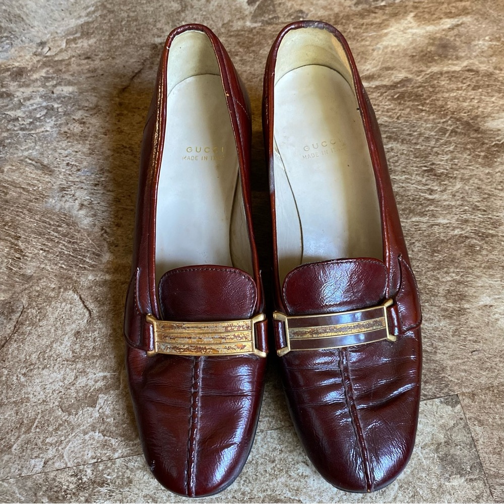 Gucci Women's Burgundy Leather Loafers with Gold Accent